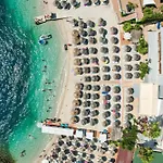 Era Hotel 3*