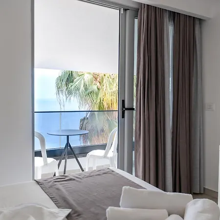 Era Hotel