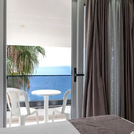 Era Sarande
