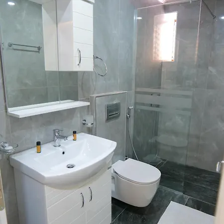 Hotel Era Sarande