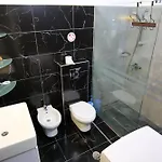Era Hotel 3*
