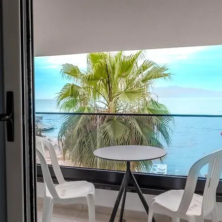 Era Hotel 3*