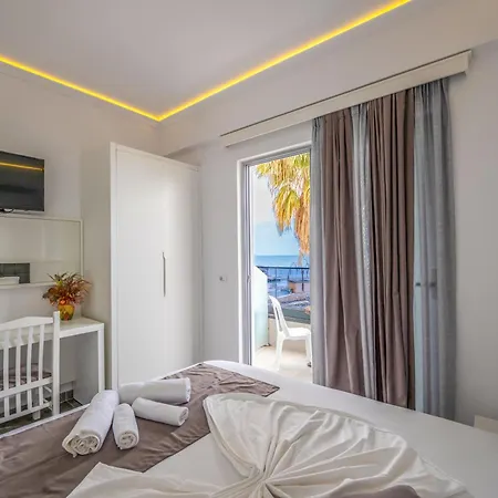 Era ホテル Sarandë